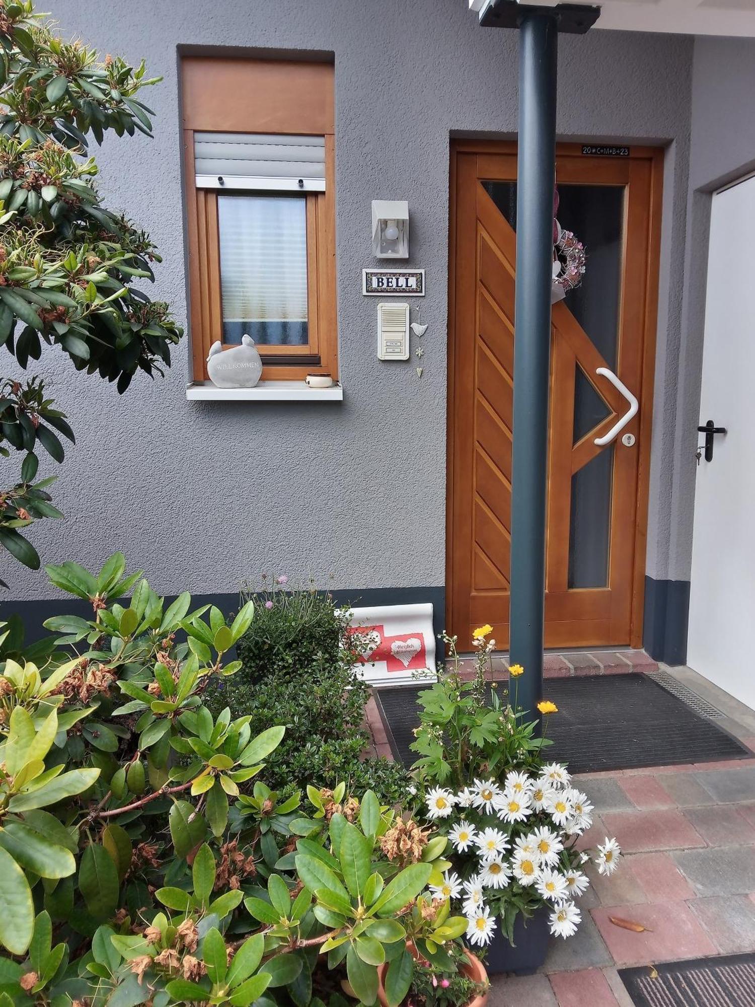 Ferienwohnung Bell Im Brohltal Niederdürenbach Esterno foto